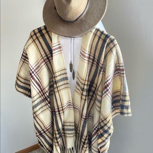 Woolrich Plaid Cozy Blanket Wrap Poncho